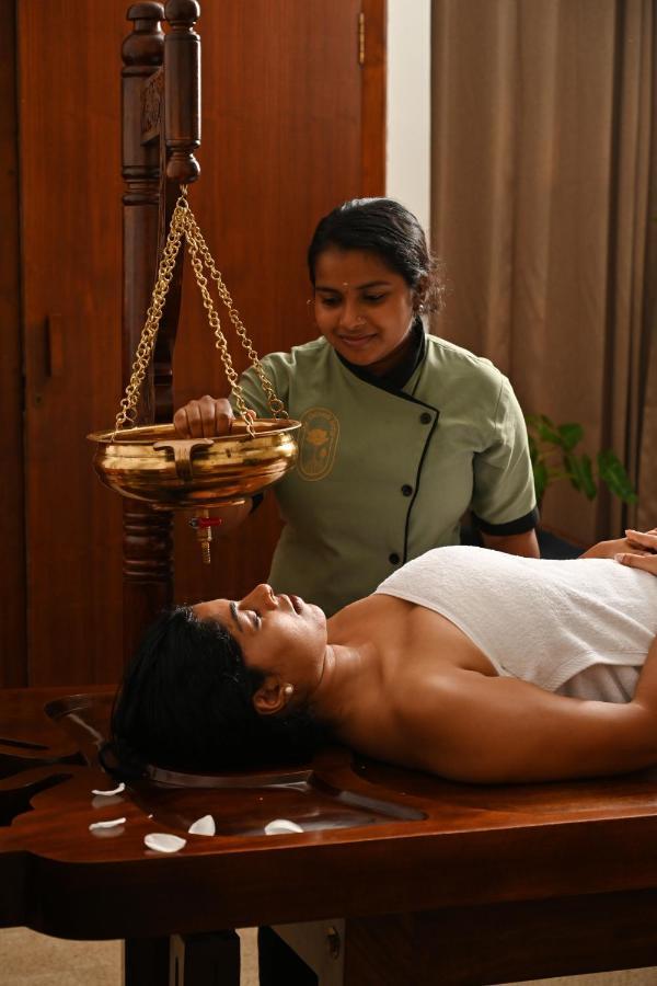 فندق The Sacred Lotus Ayurveda Wellness Retreat Kochi المظهر الخارجي الصورة
